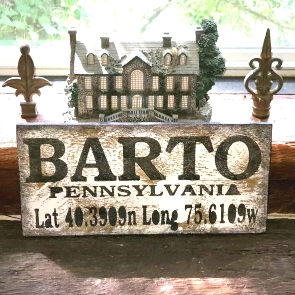 BARTO, PA RUSTIC WOOD TOWN SIGN - Picture 1 of 4